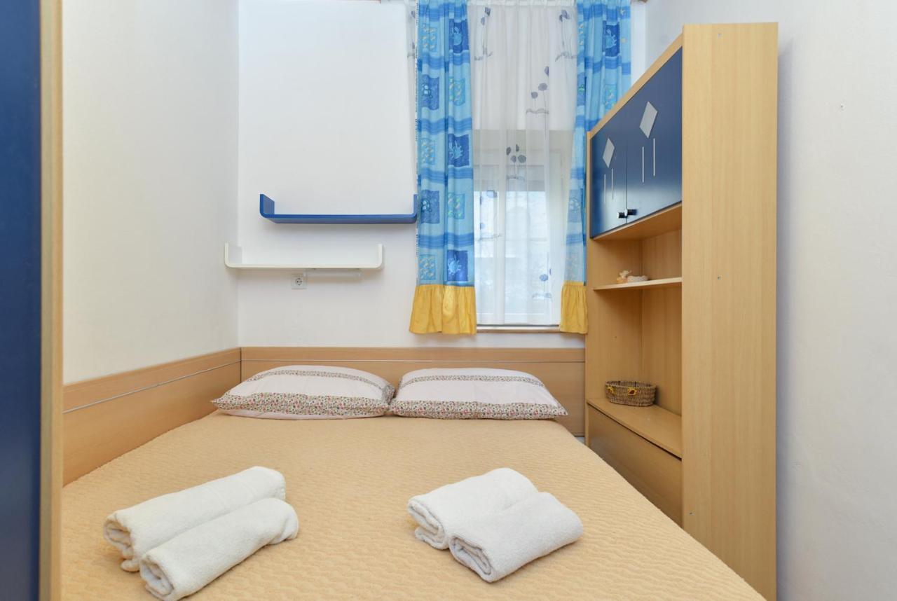 Apartments Jasna 1128 Fažana Eksteriør billede