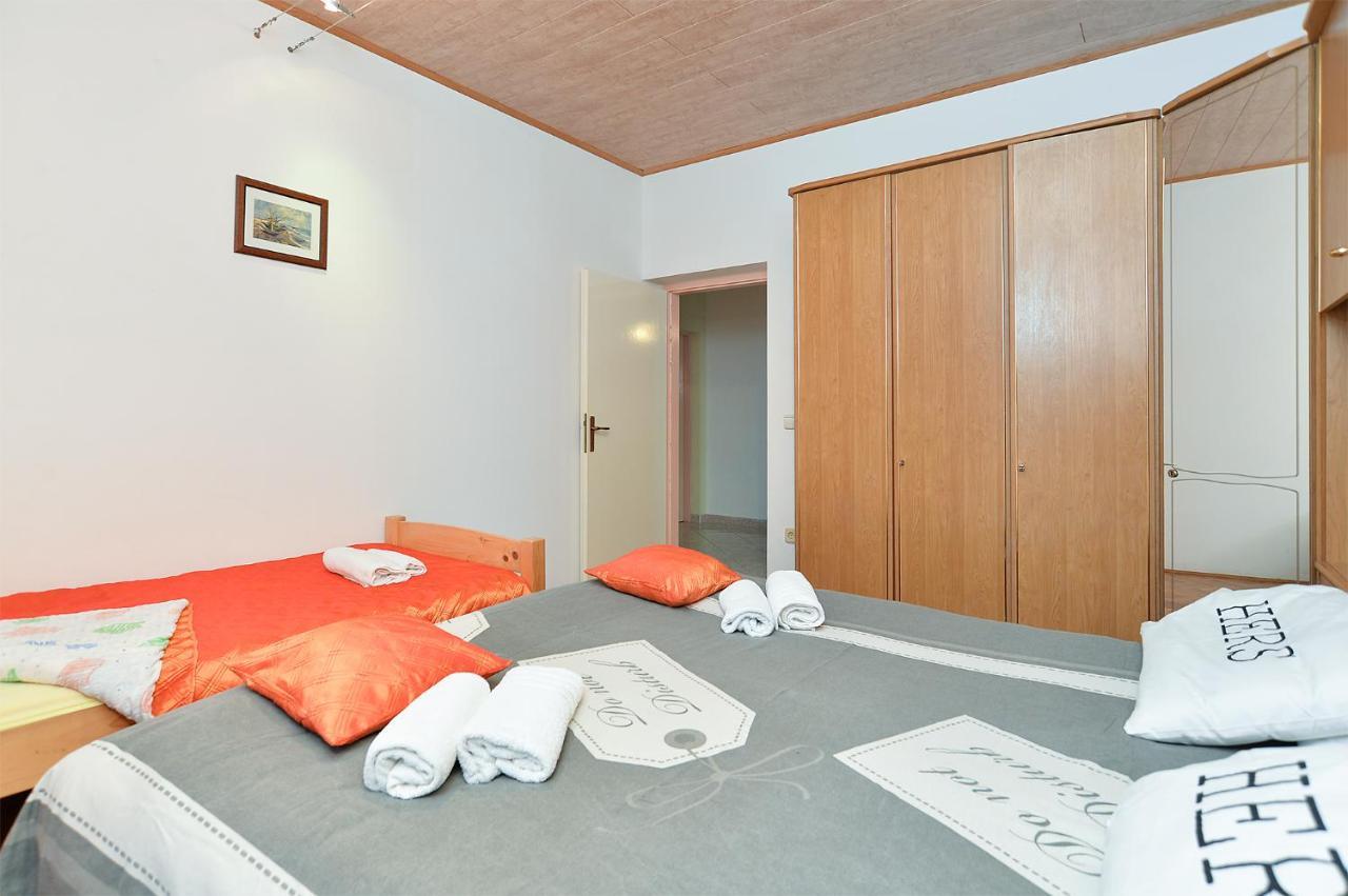 Apartments Jasna 1128 Fažana Eksteriør billede